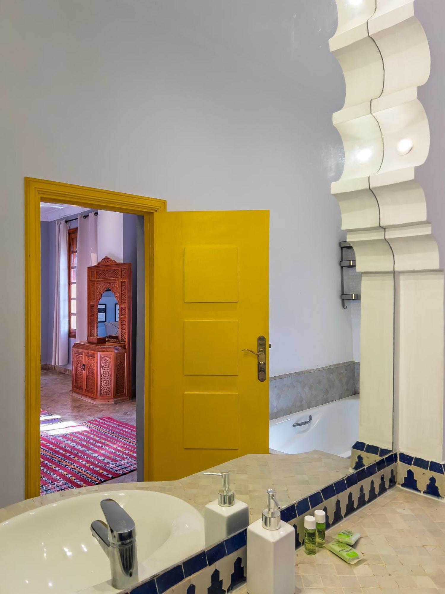 Riad Tanja By Chef Moha Tanger Eksteriør billede